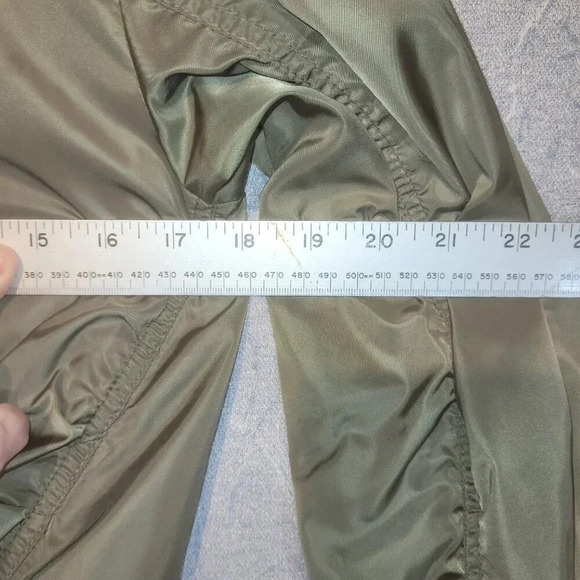 H&M Olive Green "La Vie Est Magique" Girl's Bomber Jacket Size US 10-11Y - Picture 14 of 16